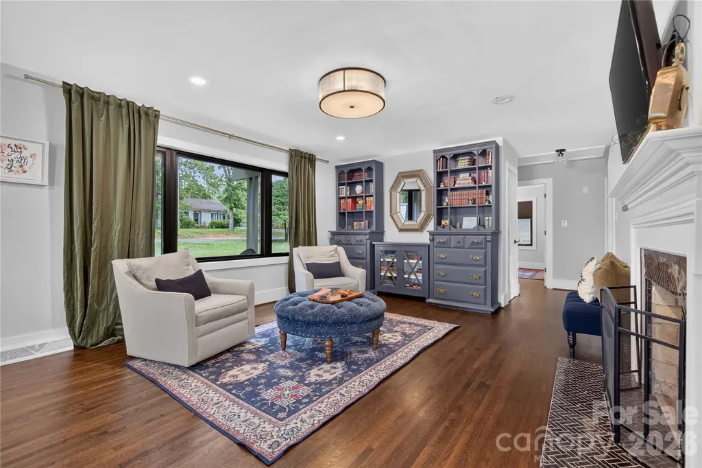 1721 Merry Oaks Road Charlotte NC 28205