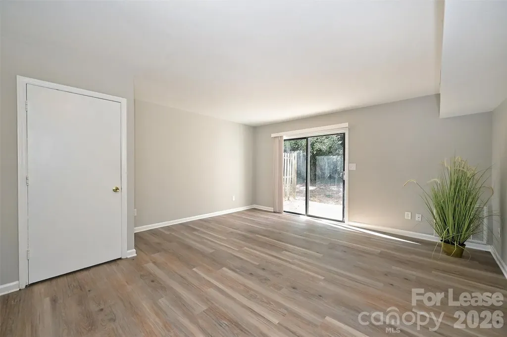 951 Hollywood Street Charlotte NC 28211