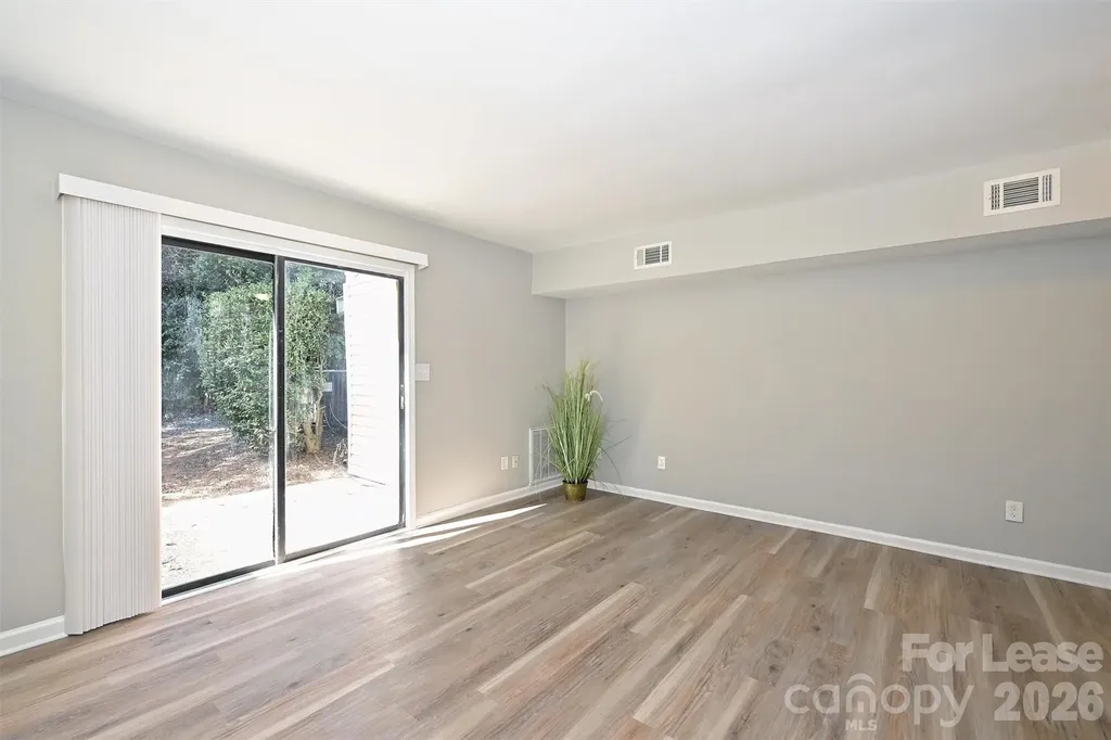 951 Hollywood Street Charlotte NC 28211
