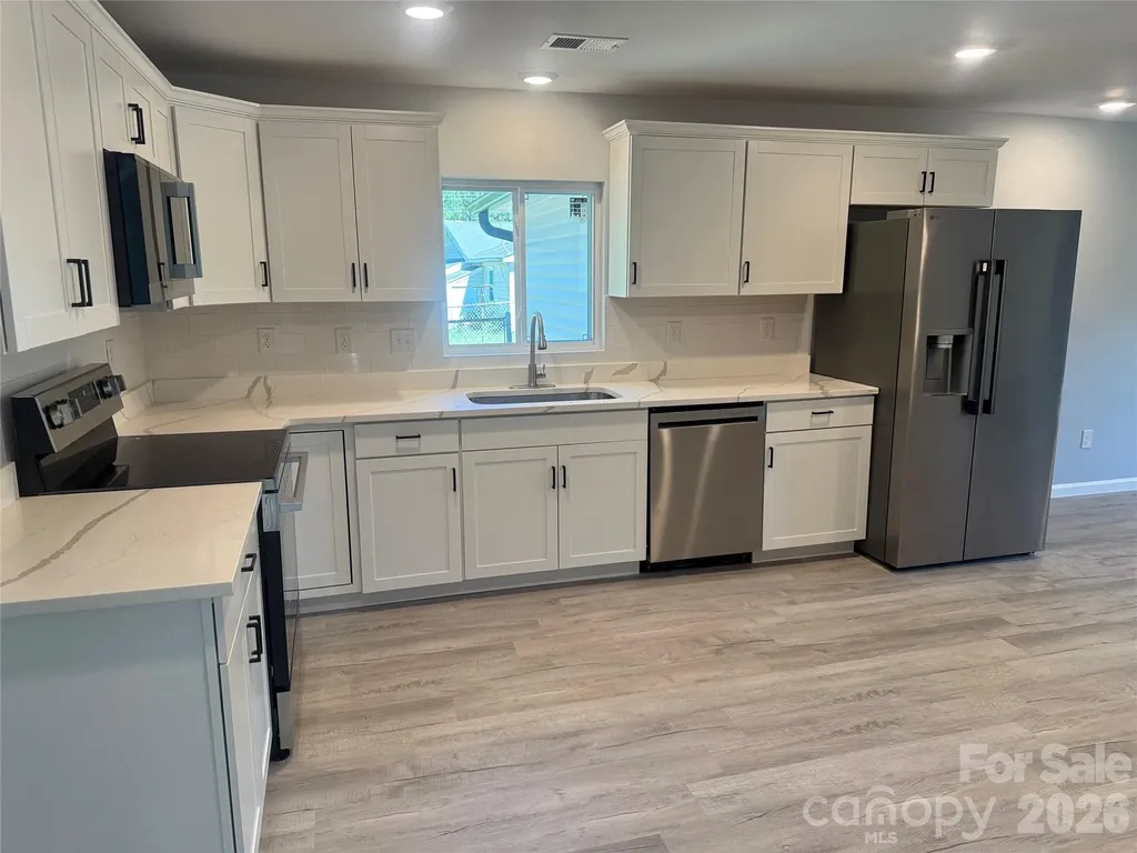 3812 Cliffside Road Mooresboro NC 28114