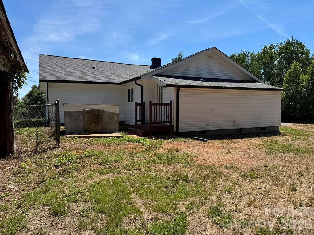 3812 Cliffside Road Mooresboro NC 28114
