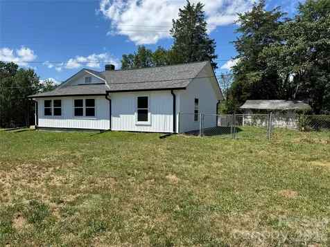3812 Cliffside Road Mooresboro NC 28114