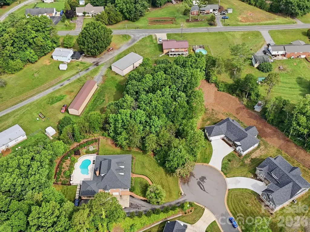 3710 Whitney Drive NE Hickory NC 28601