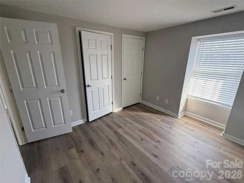 1604 Arlyn Circle Charlotte NC 28213