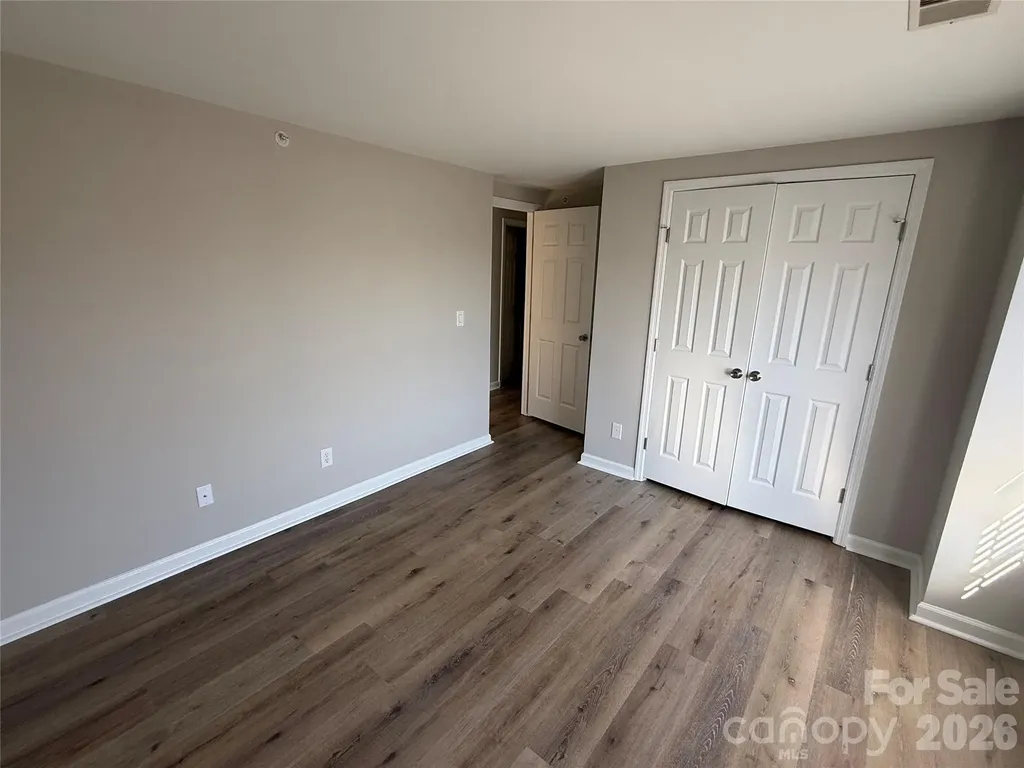 1604 Arlyn Circle Charlotte NC 28213