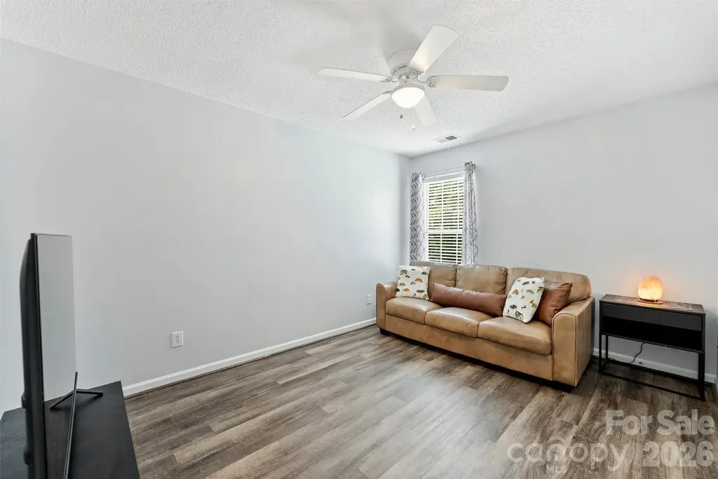 6311 Tunston Lane Charlotte NC 28269