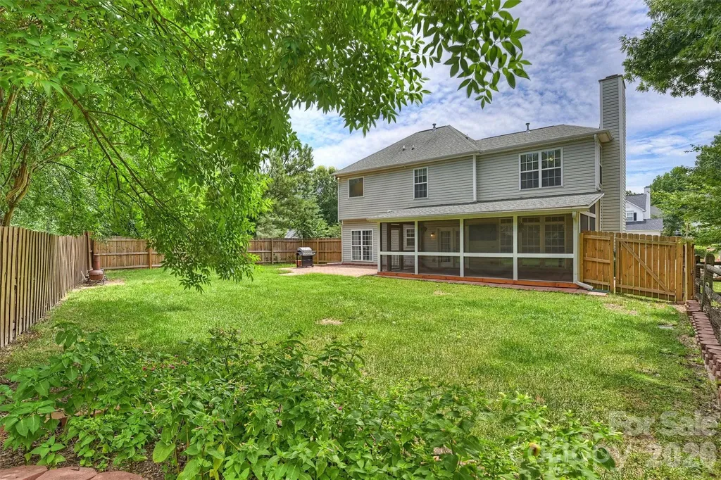 6311 Tunston Lane Charlotte NC 28269