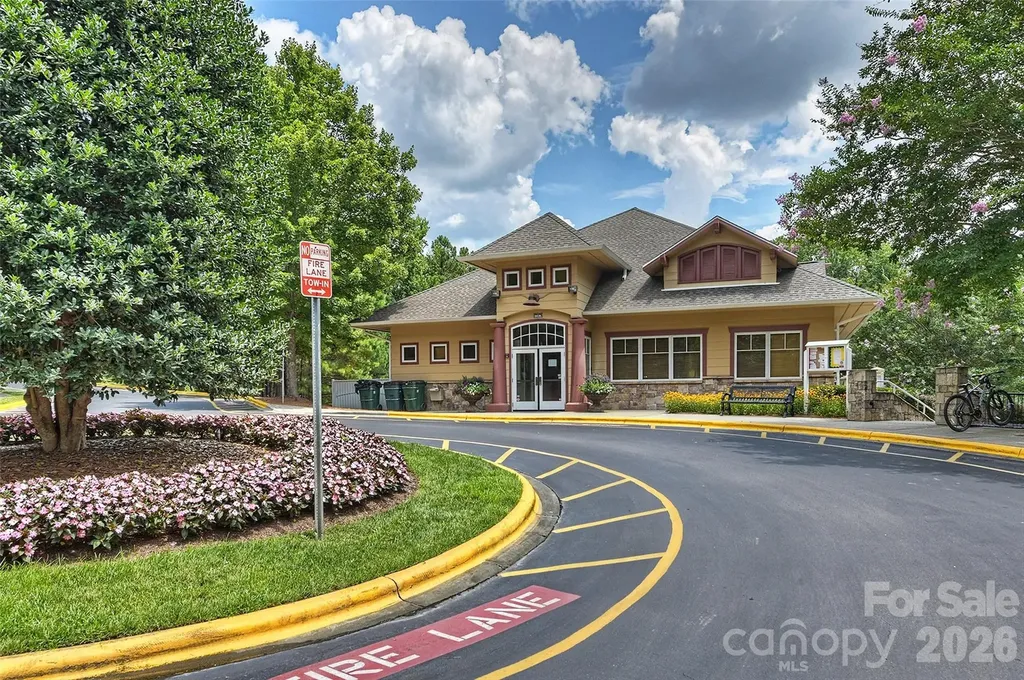 6311 Tunston Lane Charlotte NC 28269