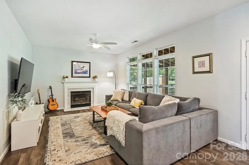6311 Tunston Lane Charlotte NC 28269