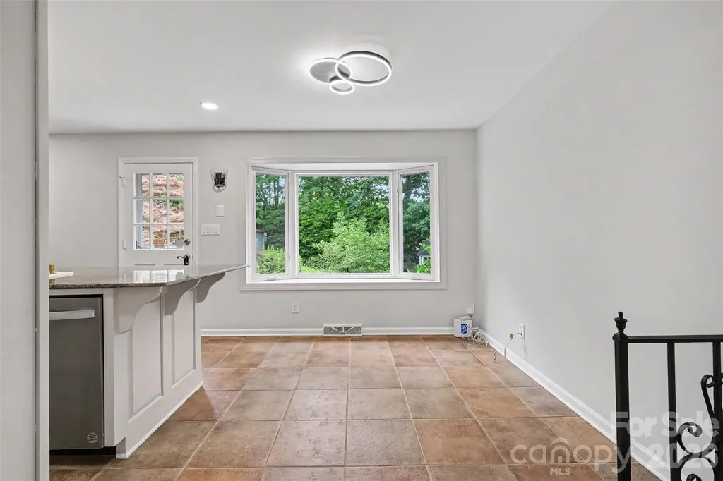 1030 Mclaughlin Drive Charlotte NC 28212