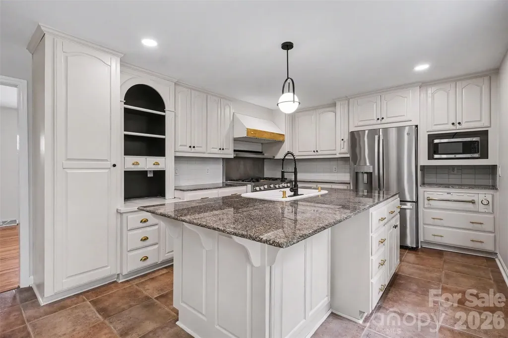 1030 Mclaughlin Drive Charlotte NC 28212