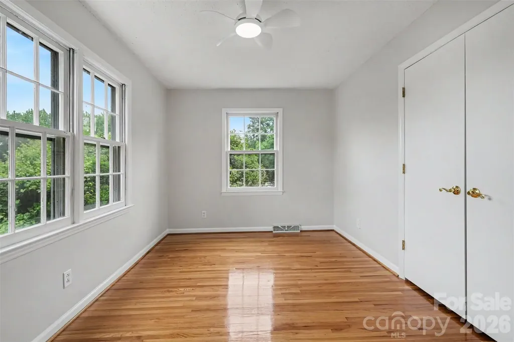 1030 Mclaughlin Drive Charlotte NC 28212