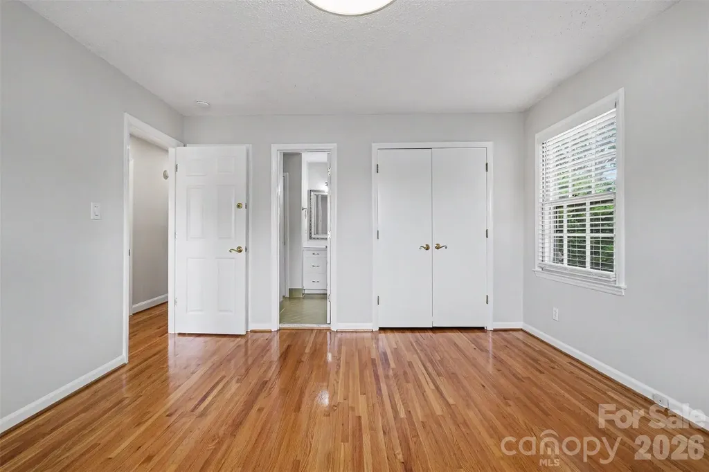 1030 Mclaughlin Drive Charlotte NC 28212