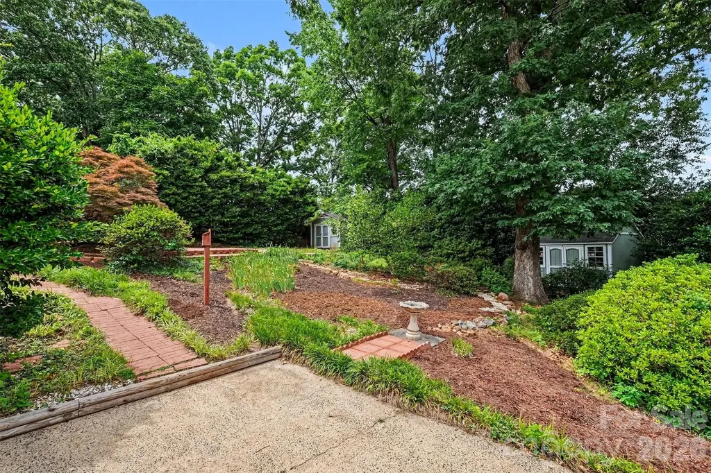 1030 Mclaughlin Drive Charlotte NC 28212