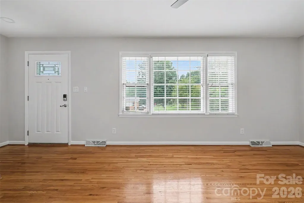 1030 Mclaughlin Drive Charlotte NC 28212