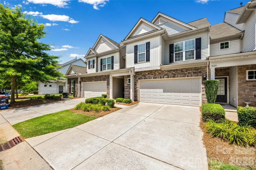 5125 Mount Clare Lane Charlotte NC 28210