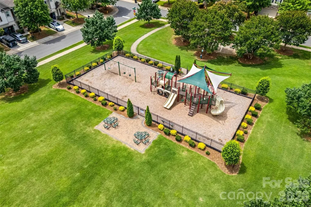 5125 Mount Clare Lane Charlotte NC 28210