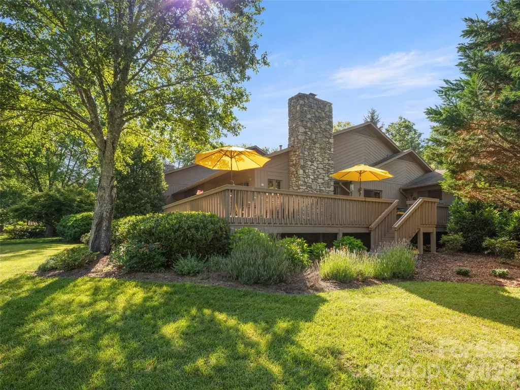 20 Clubside Drive Asheville NC 28804