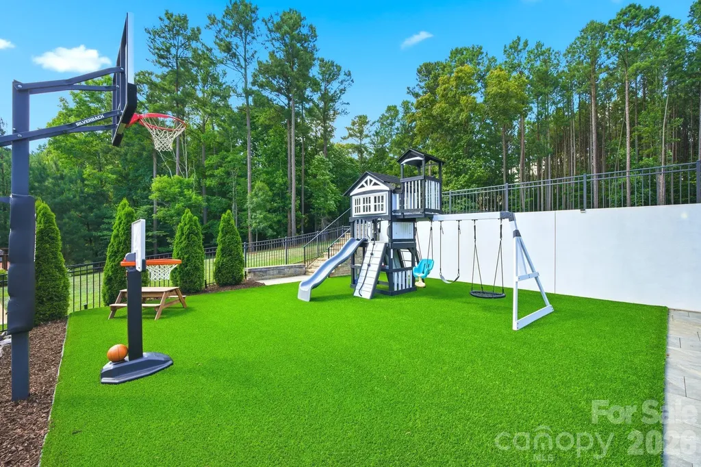 342 Kenway Loop Mooresville NC 28117
