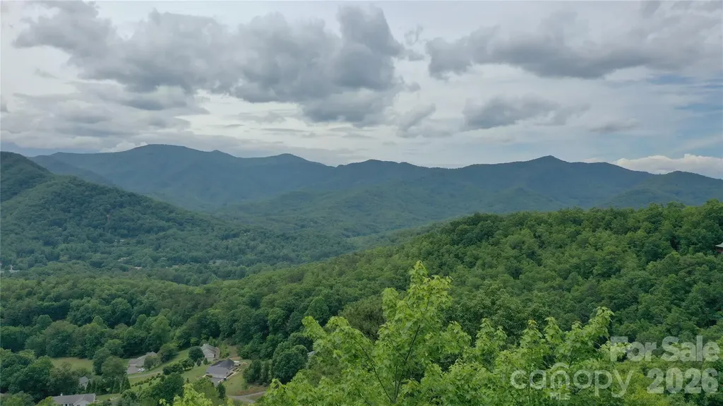 77 Kako Ridge Sylva NC 28779