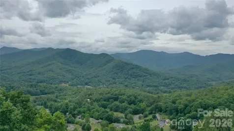 77 Kako Ridge Sylva NC 28779