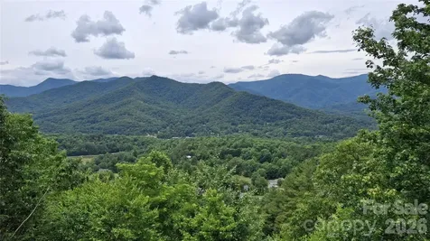 77 Kako Ridge Sylva NC 28779