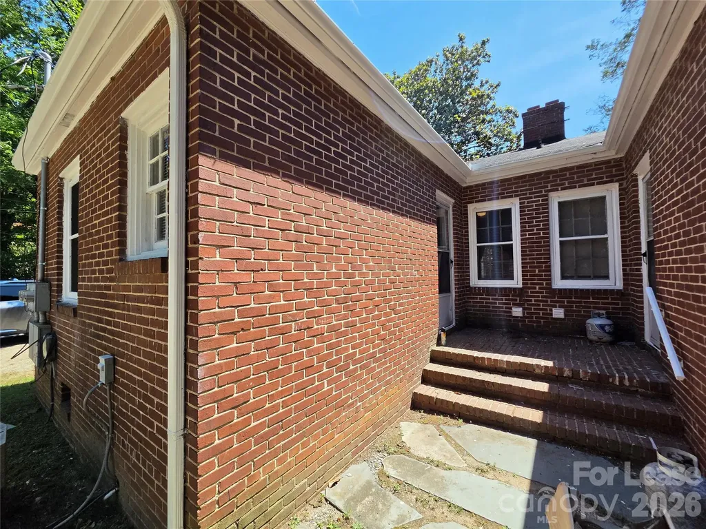 322 W Mccubbins Street Salisbury NC 28144