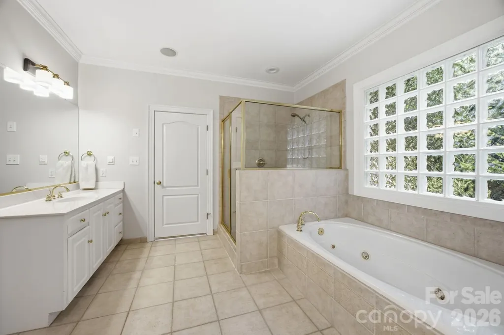 1016 Firethorne Club Drive Waxhaw NC 28173