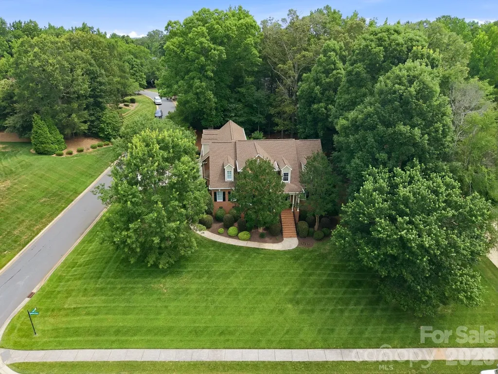 1016 Firethorne Club Drive Waxhaw NC 28173