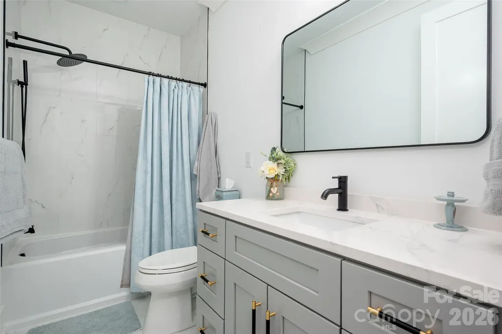 10035 Whispering Falls Avenue Charlotte NC 28227