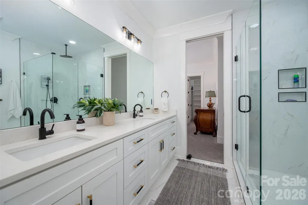 10035 Whispering Falls Avenue Charlotte NC 28227