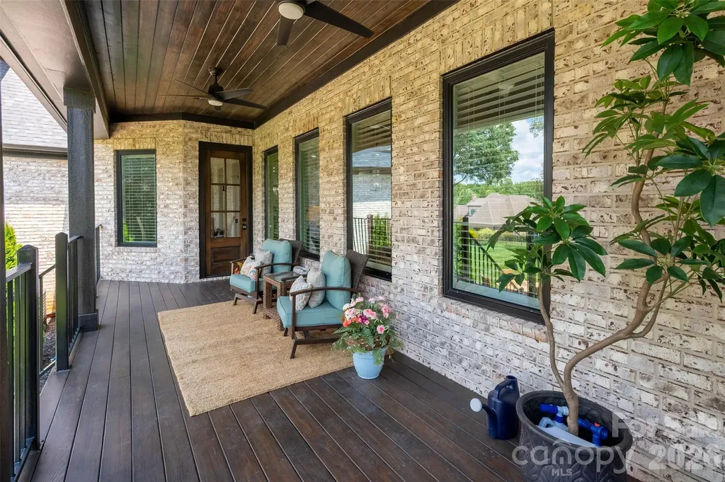 10035 Whispering Falls Avenue Charlotte NC 28227