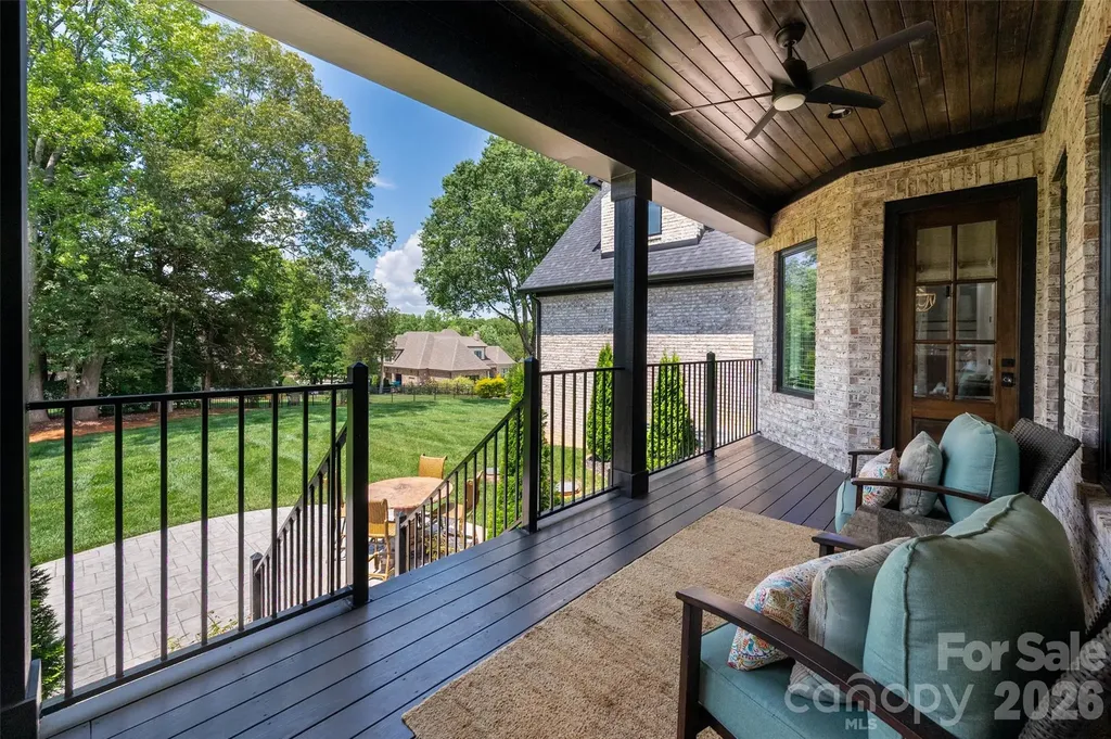 10035 Whispering Falls Avenue Charlotte NC 28227