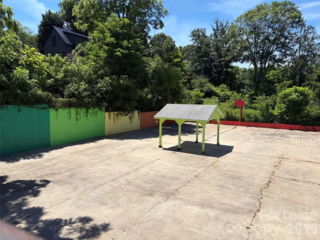 225 Church Street Waynesville NC 28786