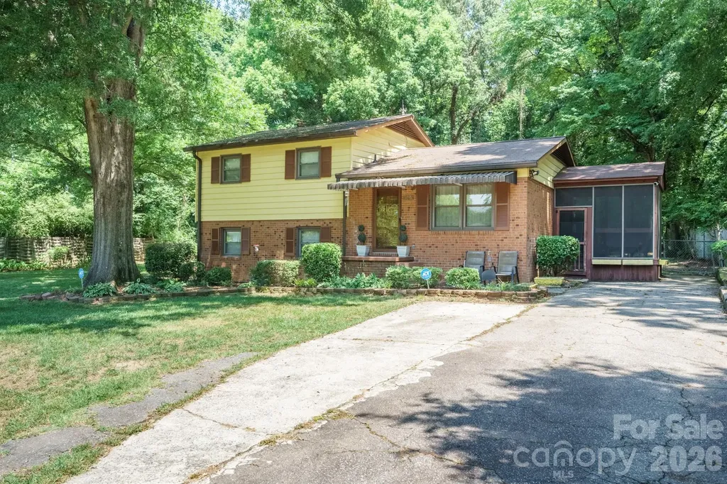 1505 Kingston Drive Kannapolis NC 28083