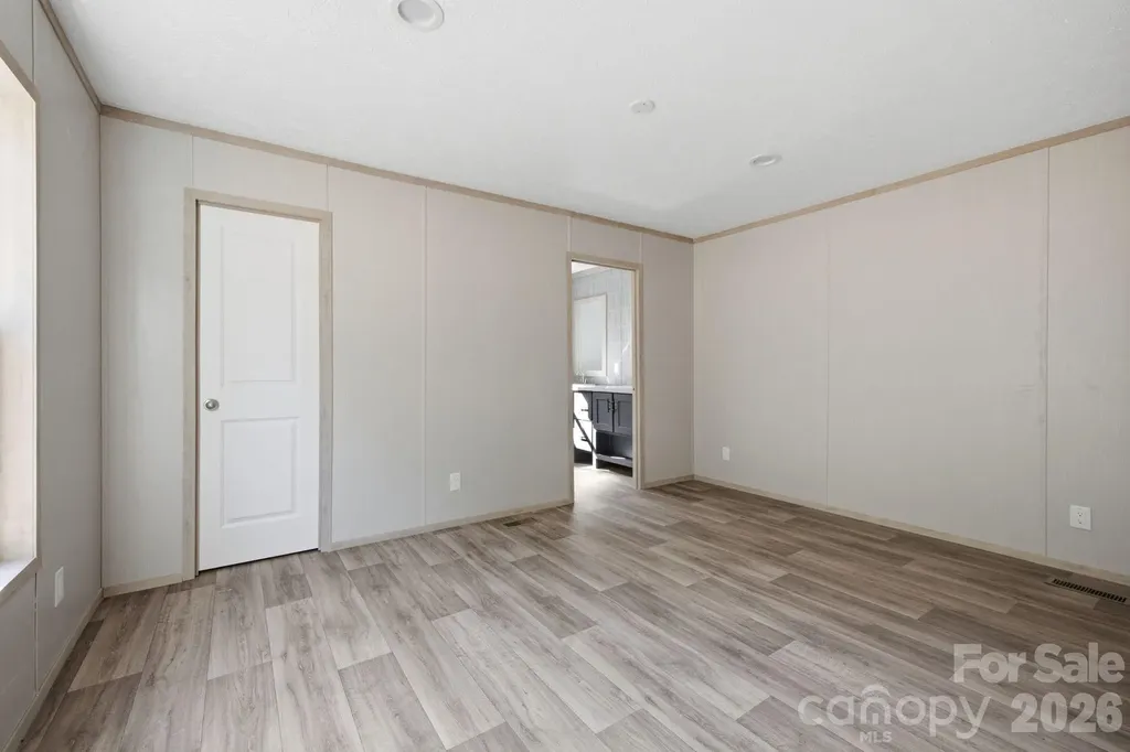 7499 Virginia Ridge Connelly Springs NC 28612