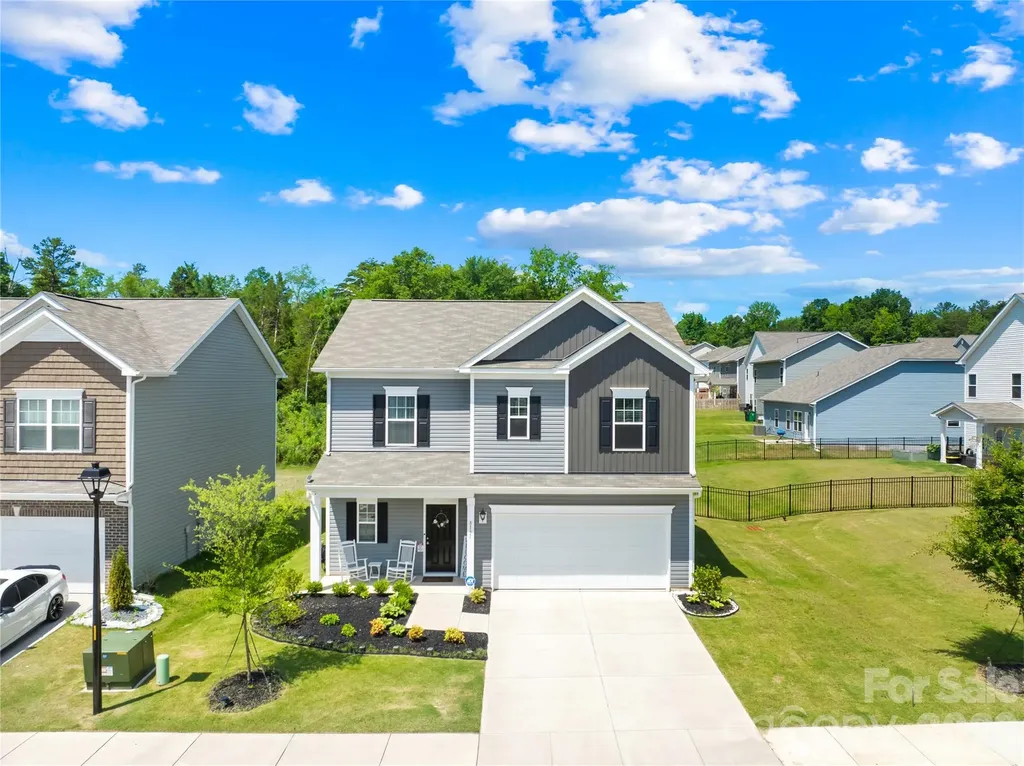 8131 Jonagold Lane Charlotte NC 28215