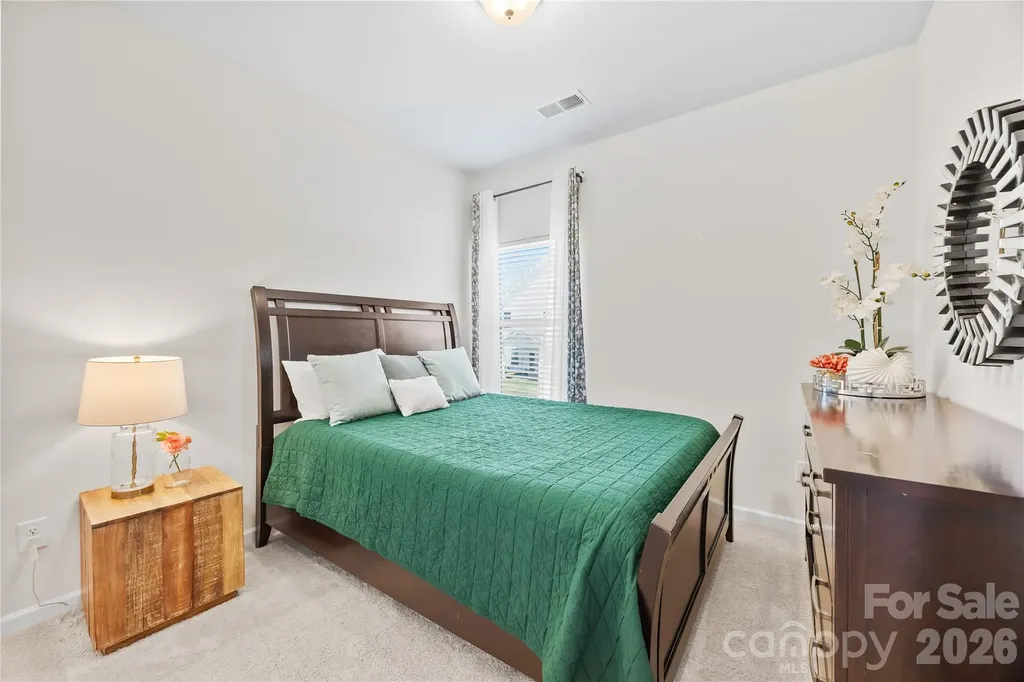 8131 Jonagold Lane Charlotte NC 28215