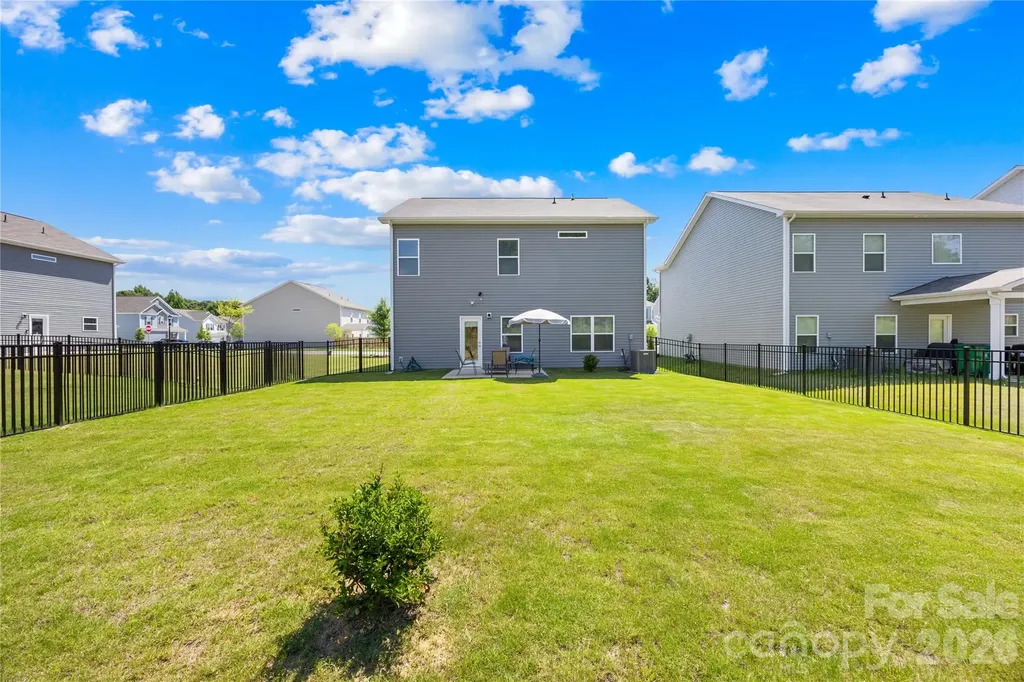 8131 Jonagold Lane Charlotte NC 28215