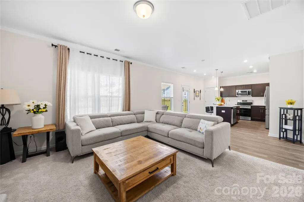 8131 Jonagold Lane Charlotte NC 28215