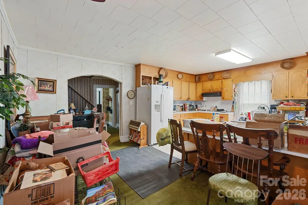106 N Main Street Granite Falls NC 28630