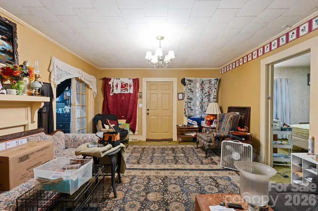 106 N Main Street Granite Falls NC 28630