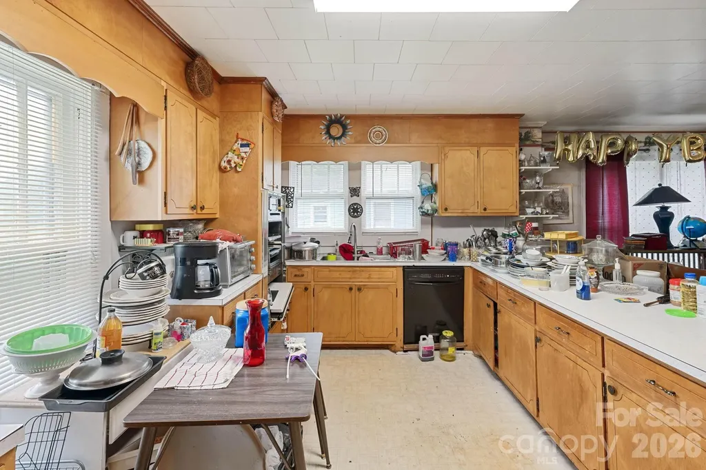 106 N Main Street Granite Falls NC 28630