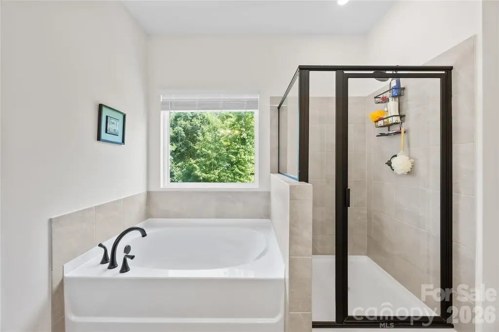 6230 Gala Lane Charlotte NC 28215