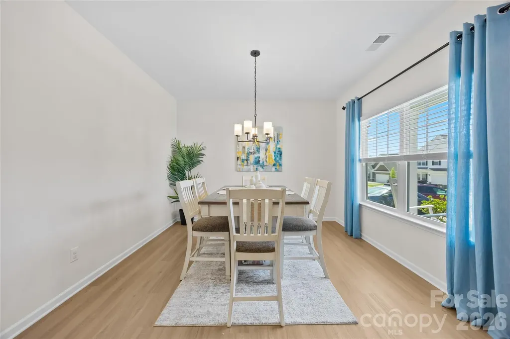6230 Gala Lane Charlotte NC 28215