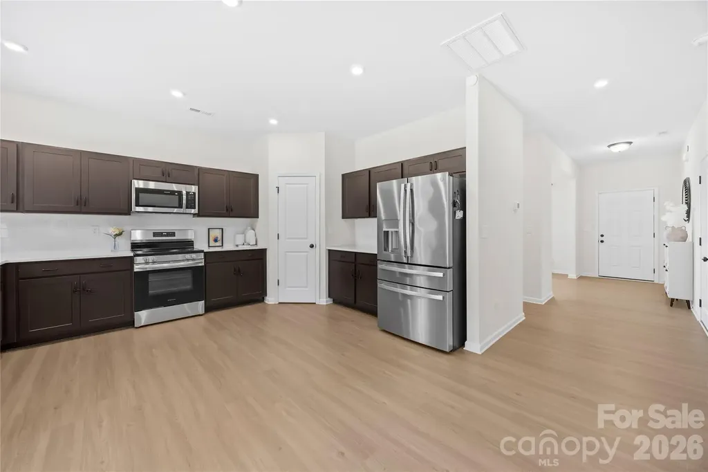 6230 Gala Lane Charlotte NC 28215