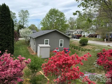 137 Warren Haynes Drive Asheville NC 28806