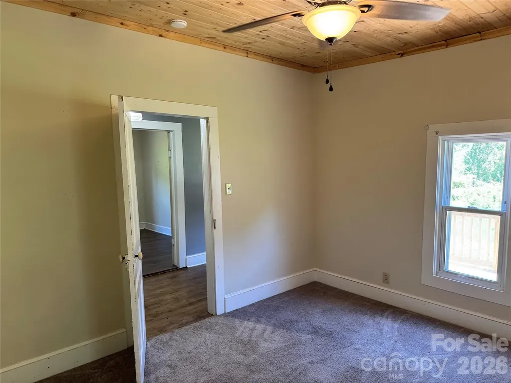 2834 Dan Brown Drive Claremont NC 28610
