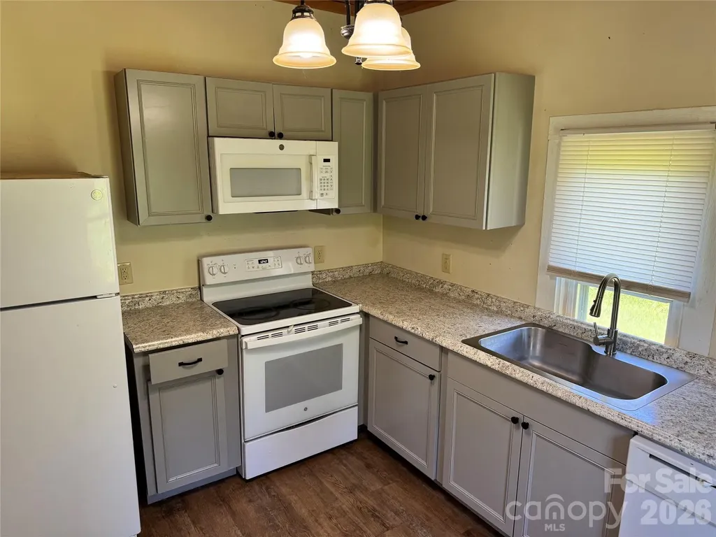 2834 Dan Brown Drive Claremont NC 28610