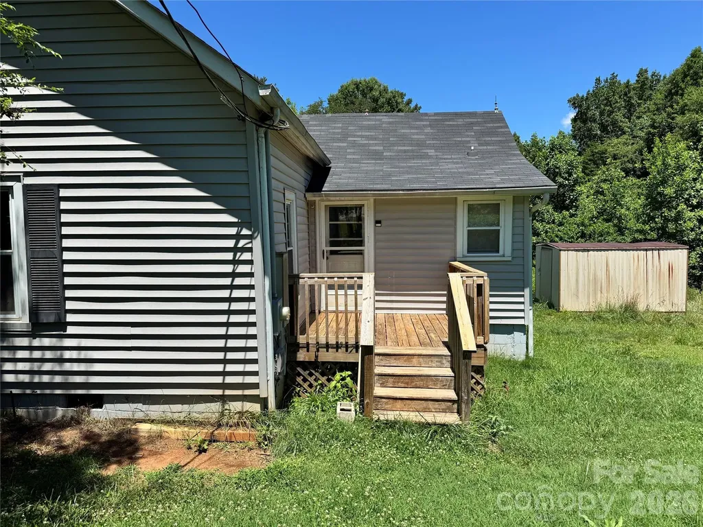 2834 Dan Brown Drive Claremont NC 28610